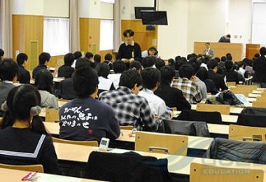 Các quy định về giờ học tại trường Nhật ngữ