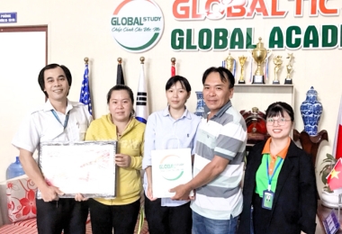Global trao tặng quà đến học sinh – Lan tỏa yêu thương, đồng hành cùng hành trình học tập