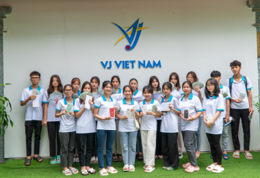 Trao học bổng du học Hàn Quốc cho 2K4 cùng VJ Việt Nam
